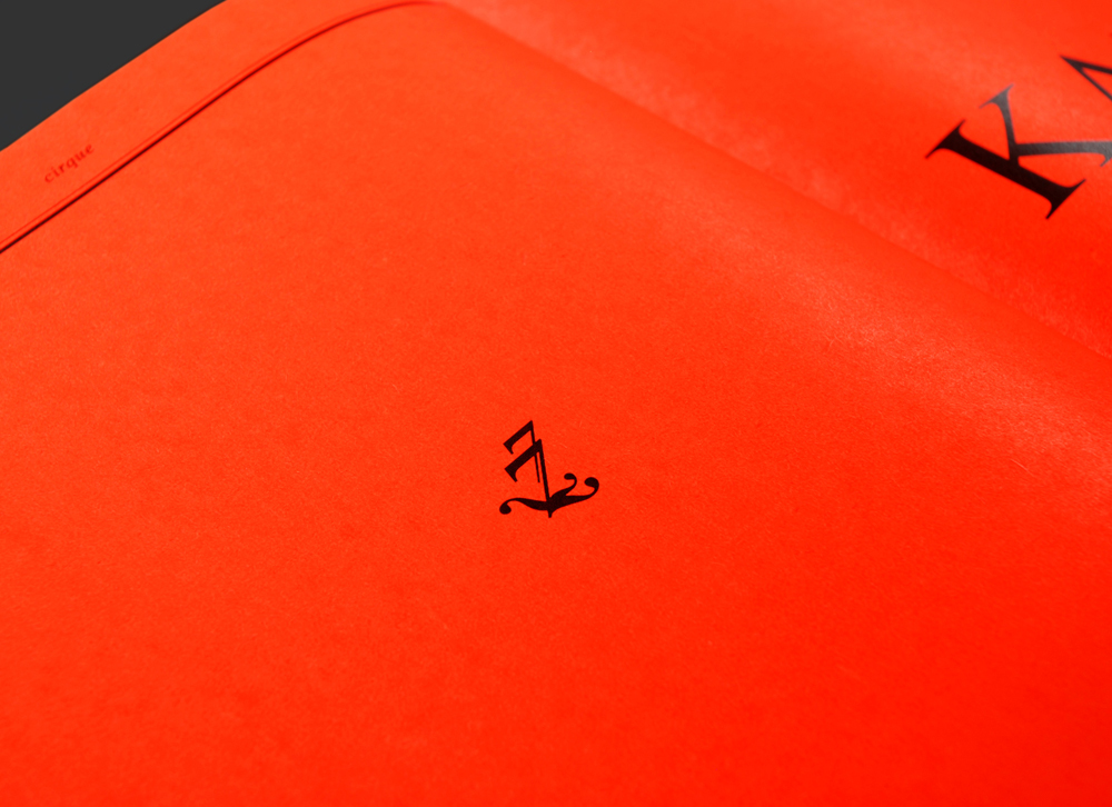 Cirque du Times, Book